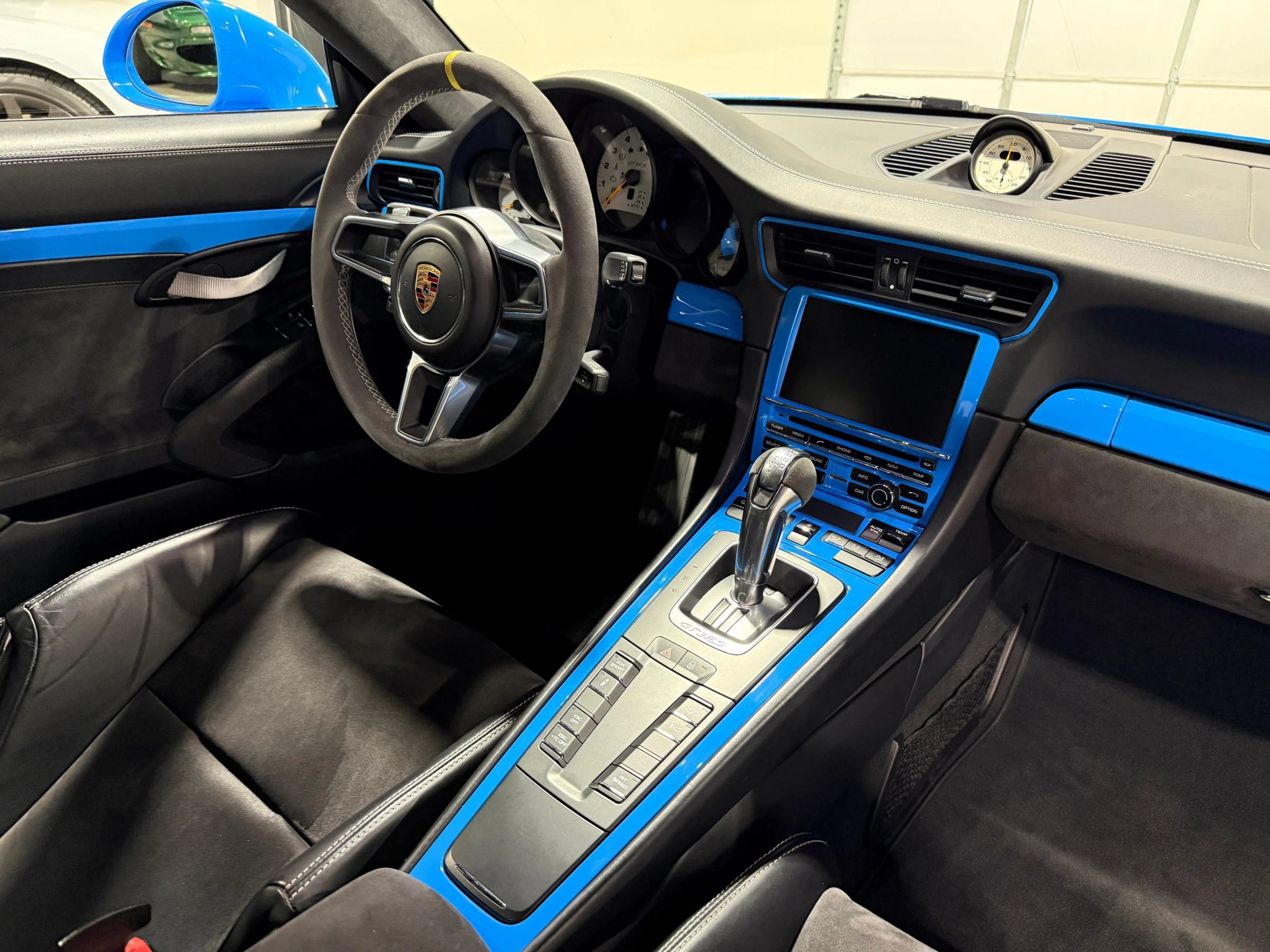 Used 2016 Porsche 911 GT3 RS RWD image 38