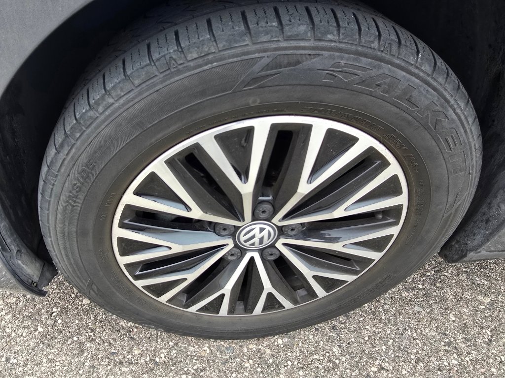 Used 2019 Volkswagen Jetta SE w/ Cold Weather Package image 9