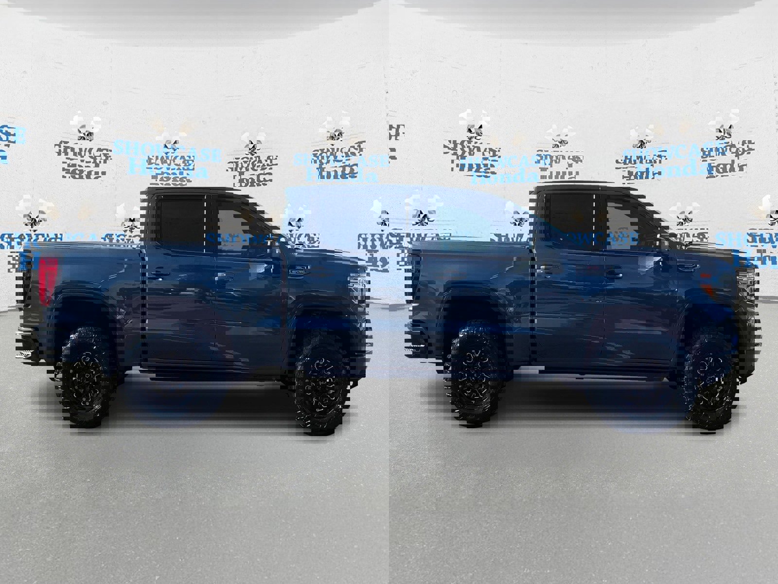 Used 2020 GMC Sierra 1500 AT4 w/ Technology Package image 9