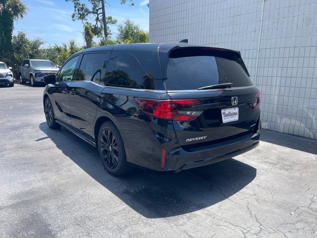 Used 2025 Honda Odyssey Sport-L image 3