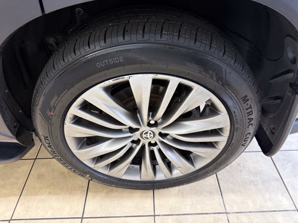 Used 2020 Toyota Highlander Platinum AWD/4WD image 58