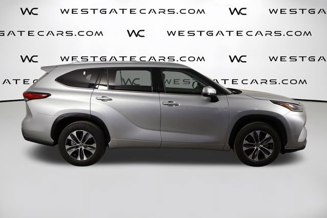 Used 2021 Toyota Highlander XLE image 48