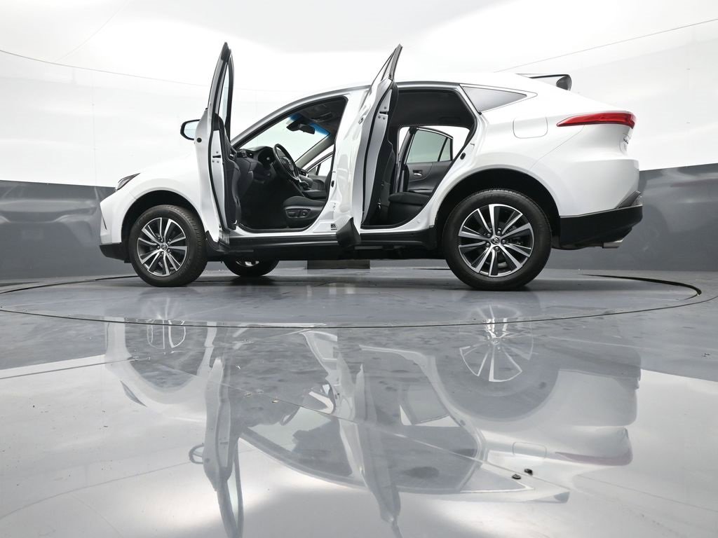 Certified 2024 Toyota Venza LE image 48