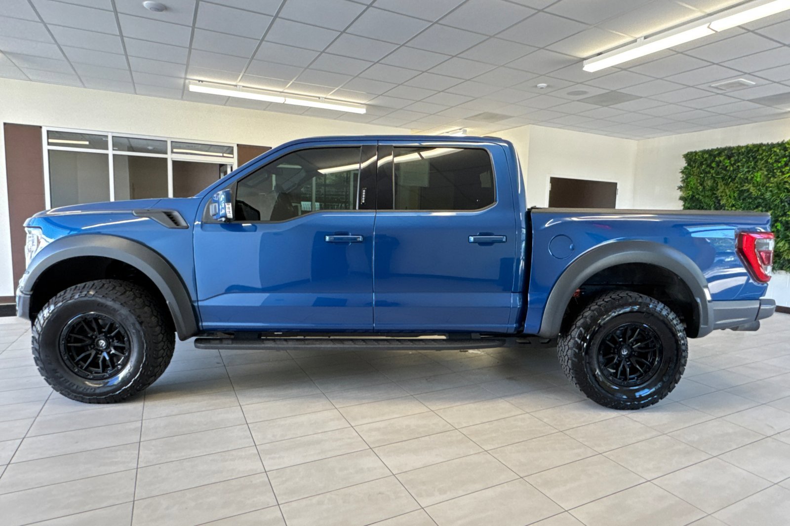 Certified 2022 Ford F150 Raptor w/ Equipment Group 801A High AWD/4WD image 7