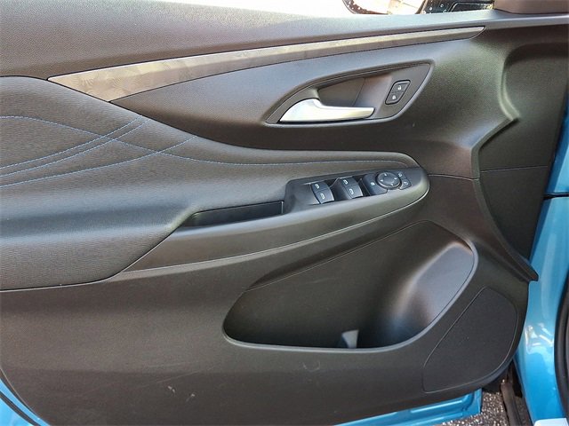 Used 2025 Buick Envista Sport Touring w/ Convenience I Package image 13