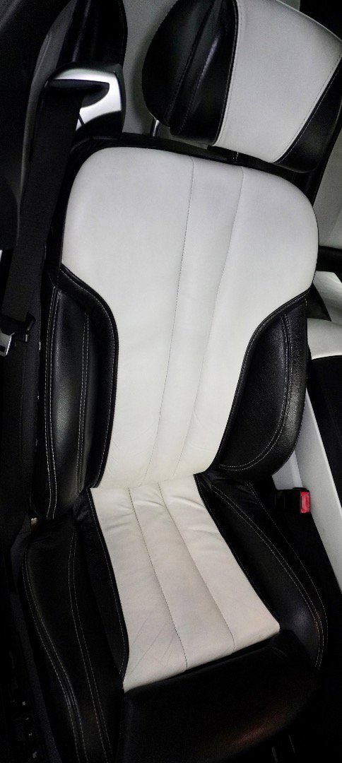 Used 2012 BMW 650i xDrive Convertible image 8