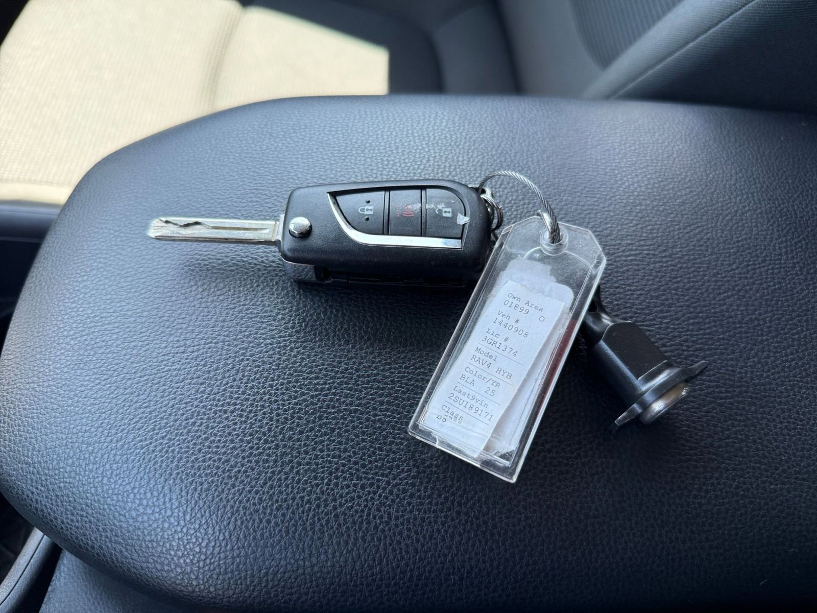 Used 2025 Toyota RAV4 LE image 20