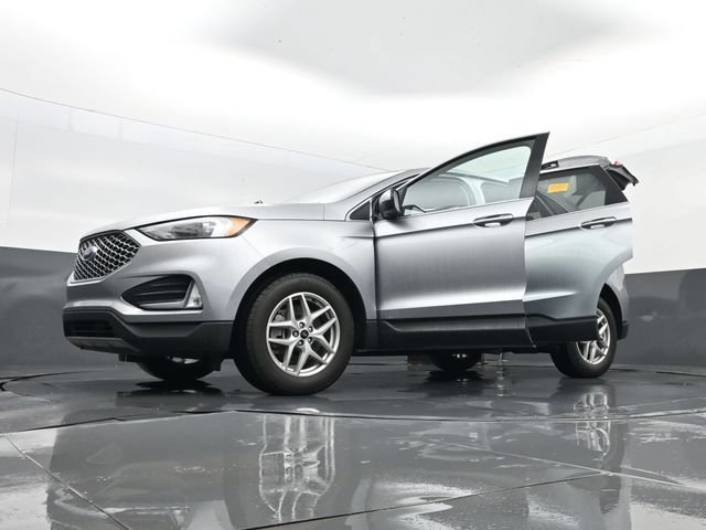 Used 2023 Ford Edge SEL w/ Convenience Package AWD/4WD image 33