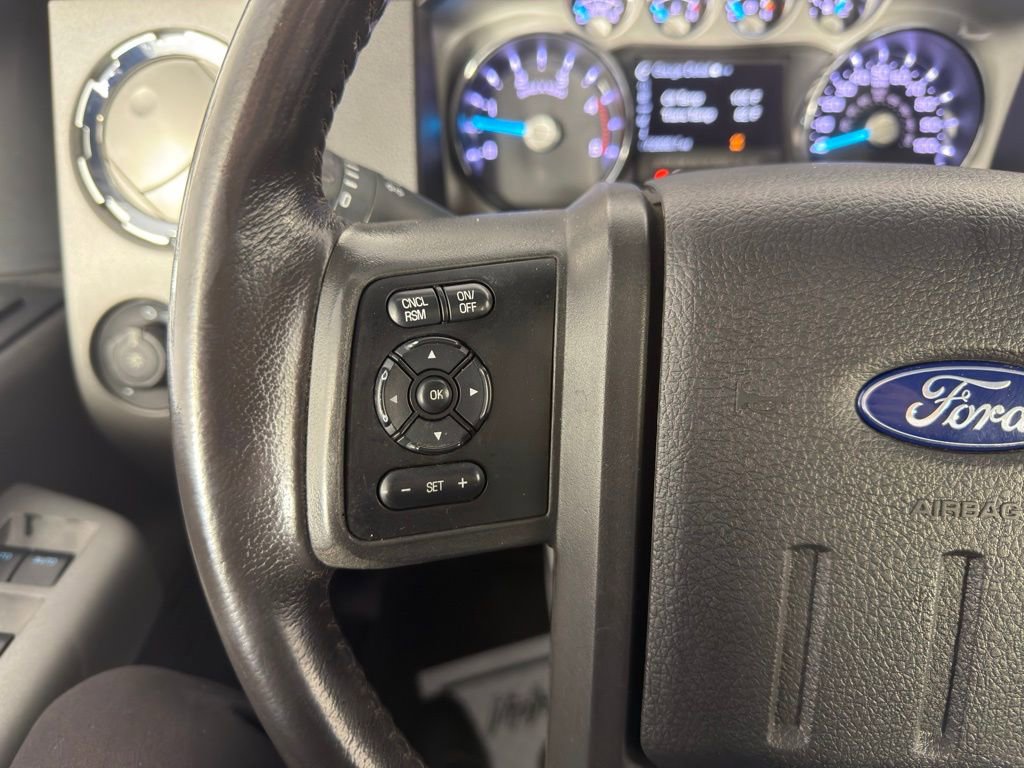 Used 2016 Ford F250 Lariat w/ Lariat Interior Package image 16
