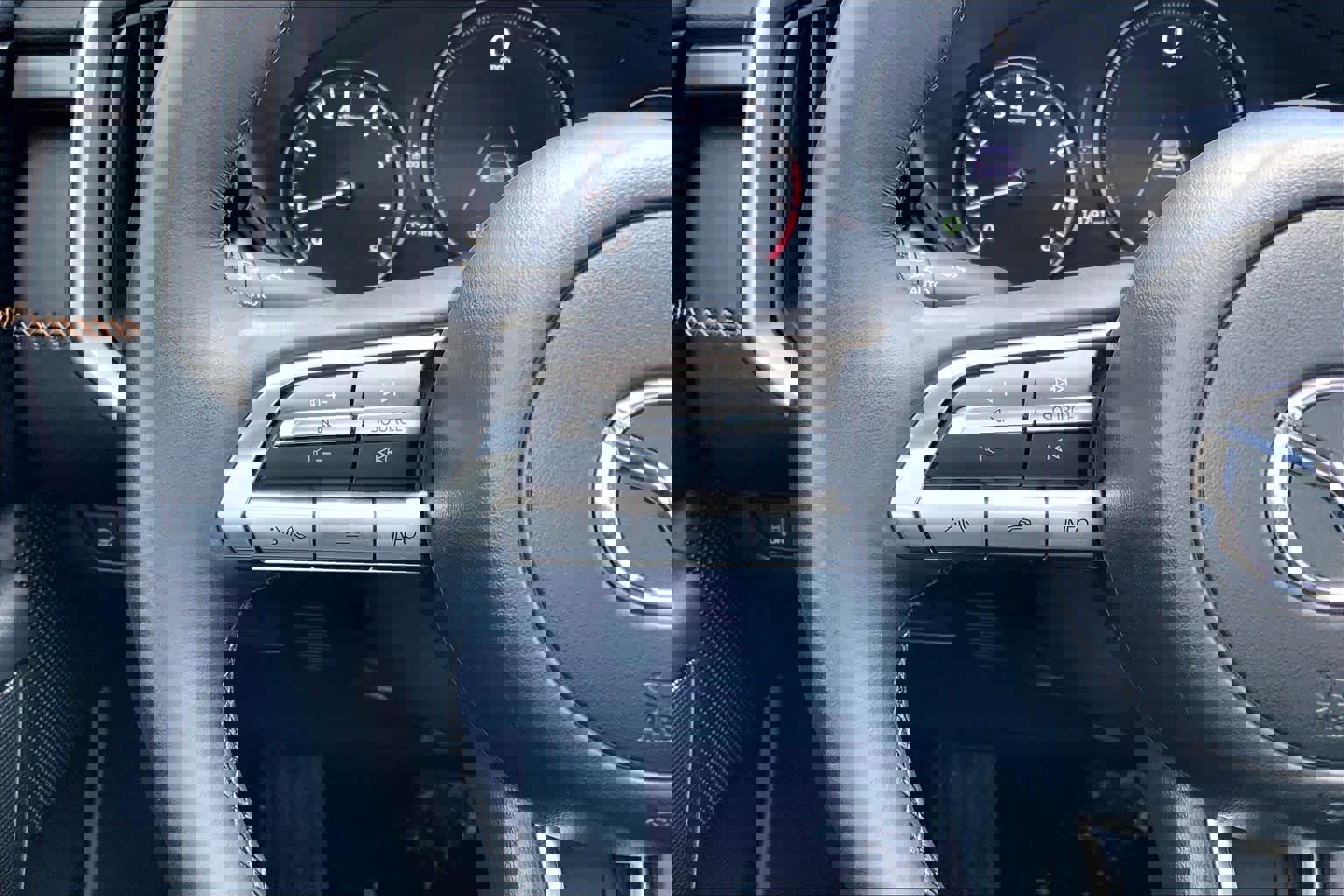 Used 2025 MAZDA CX-50 AWD 2.5 Turbo w/ Weather Package image 24