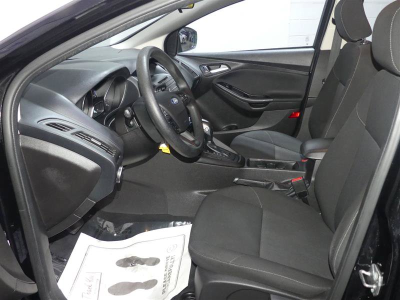 Used 2015 Ford Focus SE w/ Reverse Sensing Package FWD image 20