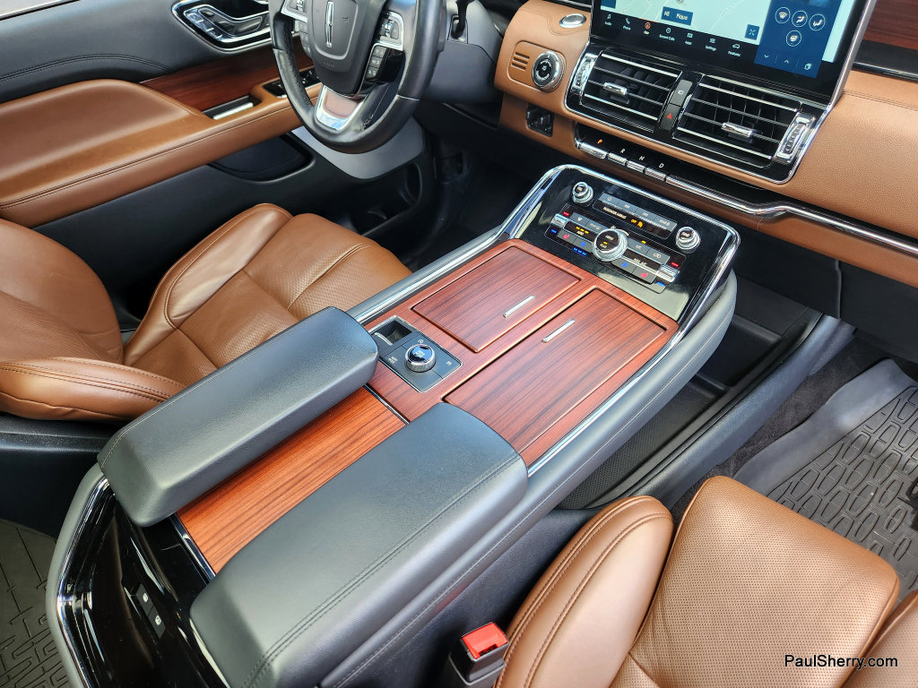 Used 2023 Lincoln Navigator Reserve AWD/4WD image 44
