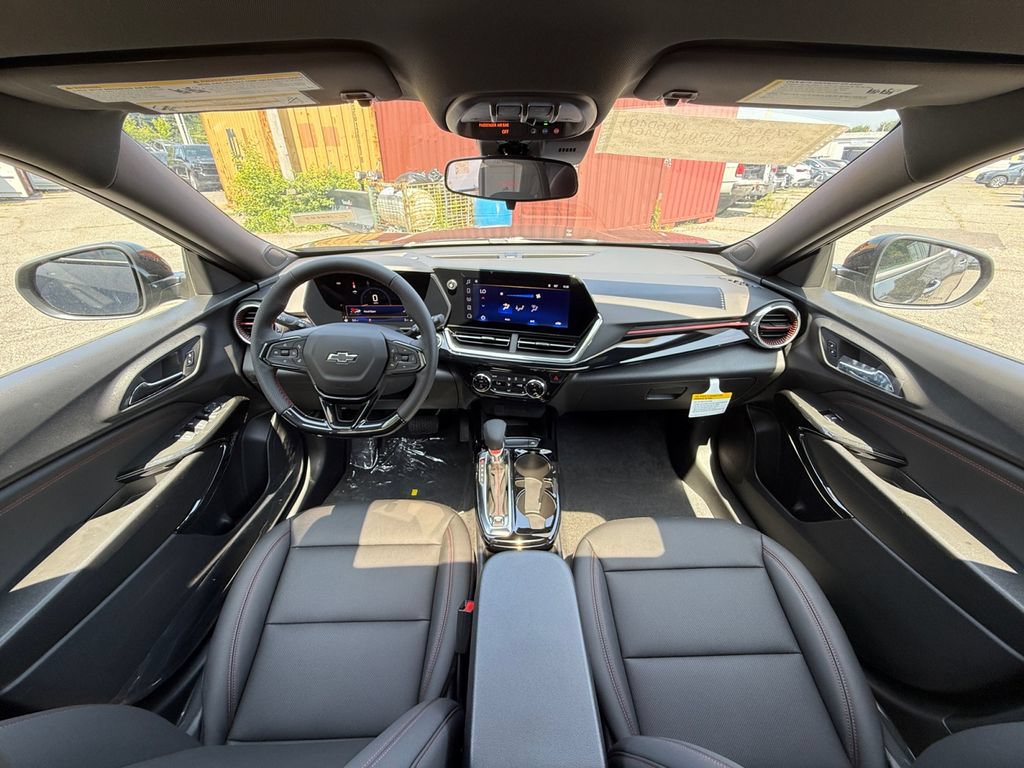 New 2026 Chevrolet Trax RS w/ Sunroof Package FWD image 20