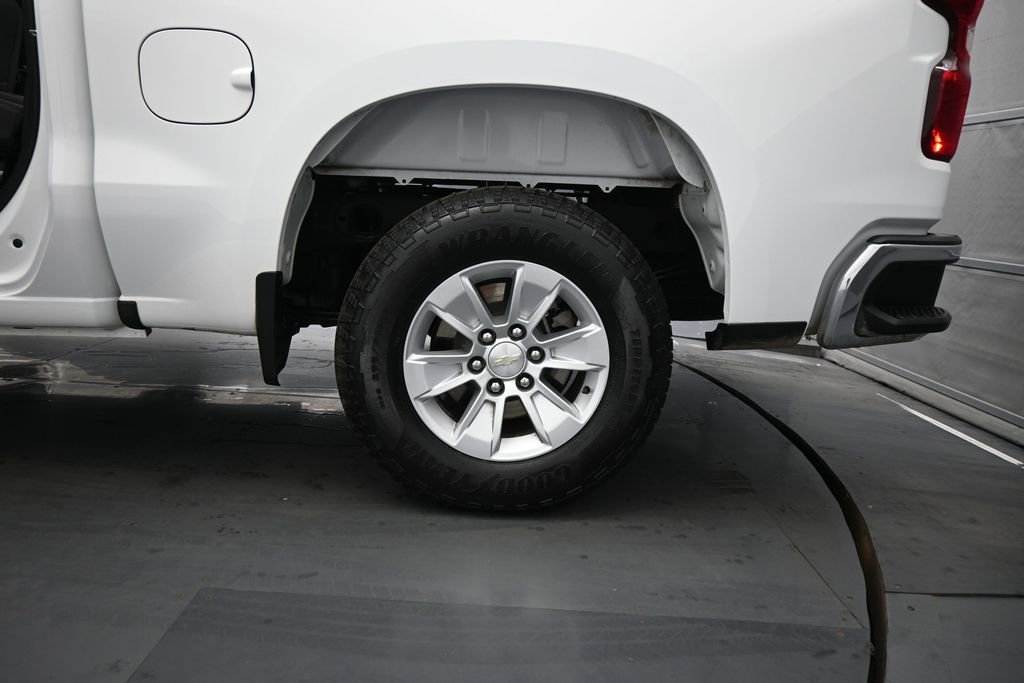 Used 2023 Chevrolet Silverado 1500 LT w/ LPO, Dark Essentials Package AWD/4WD image 16
