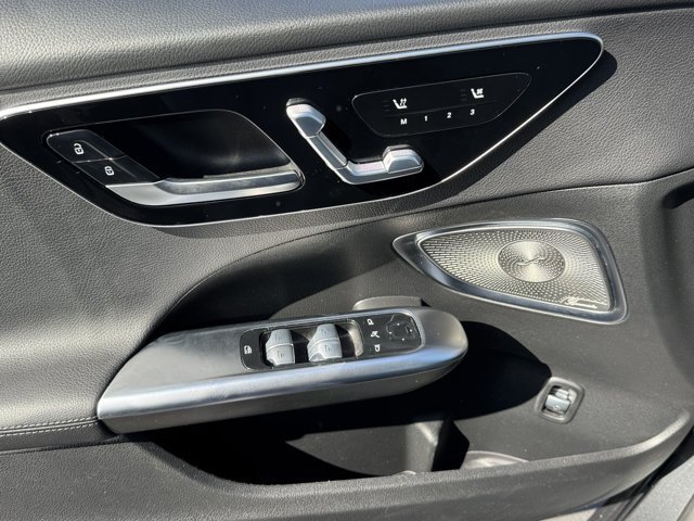 Used 2023 Mercedes-Benz C 300 Sedan image 19