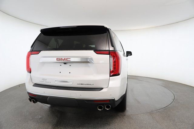 Used 2023 GMC Yukon XL Denali image 15