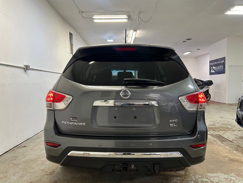 Used 2015 Nissan Pathfinder SL w/ SL Premium Package