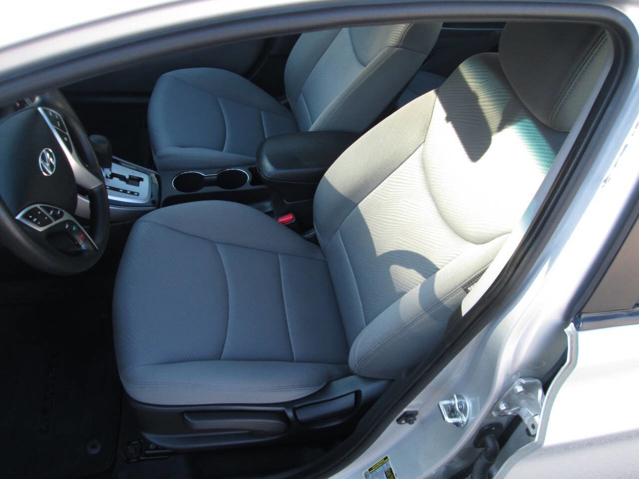 Used 2011 Hyundai Elantra GLS w/ Preferred Equipment Pkg 3 image 15