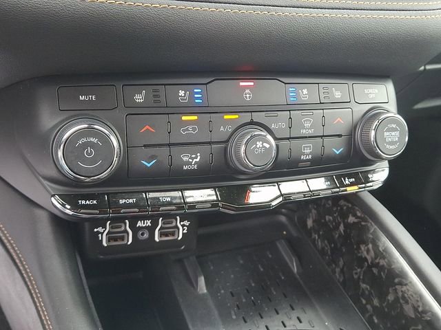 Used 2025 Dodge Durango R/T image 15