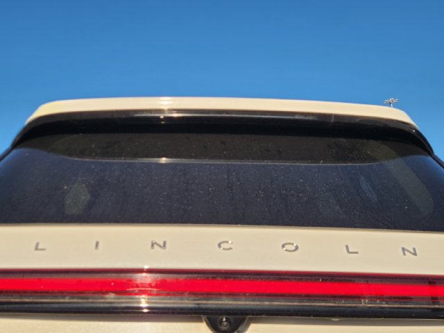 Used 2025 Lincoln Aviator Reserve w/ Luxury Package RWD image 6