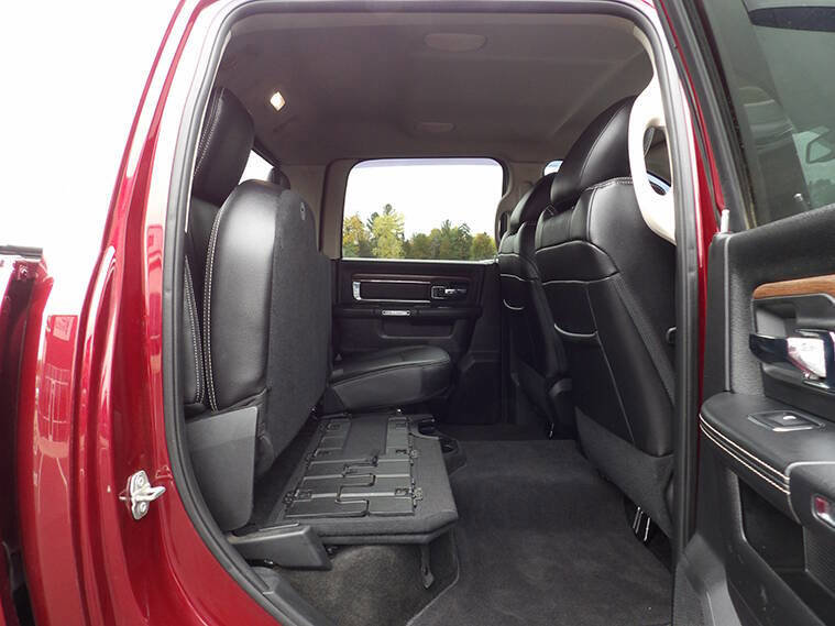 Used 2017 RAM 3500 Laramie w/ Convenience Group image 14