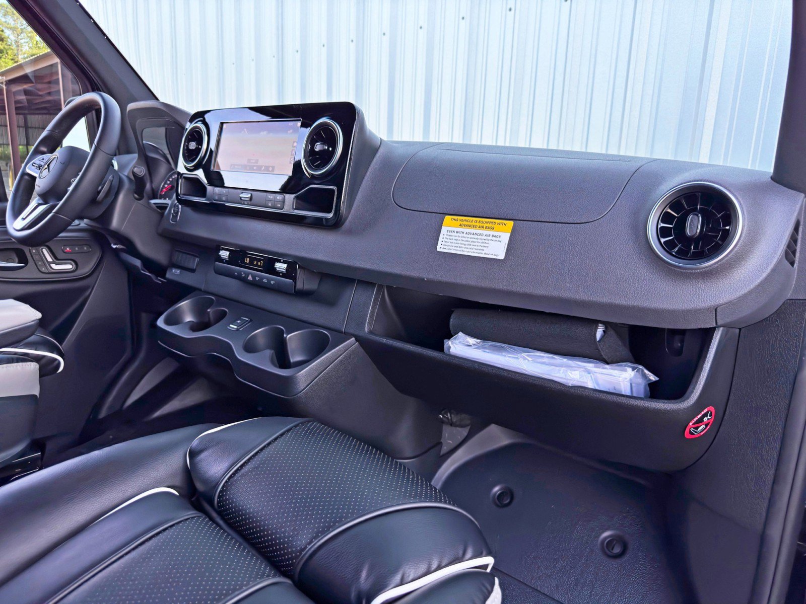 Used 2023 Mercedes-Benz Sprinter 3500 image 14