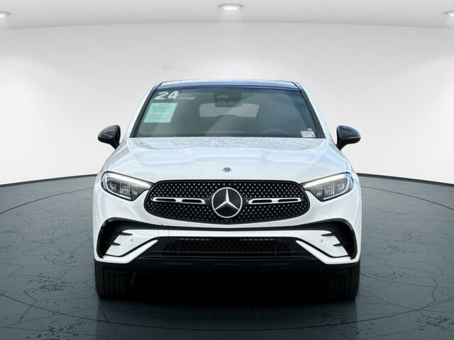 Used 2024 Mercedes-Benz GLC 300 4MATIC image 9