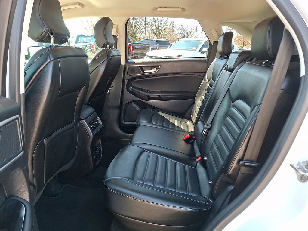 Used 2017 Ford Edge SEL w/ Equipment Group 201A image 13