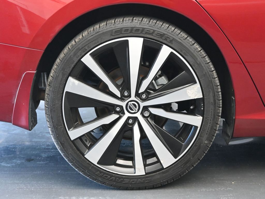 Used 2020 Nissan Altima 2.0 SR image 9