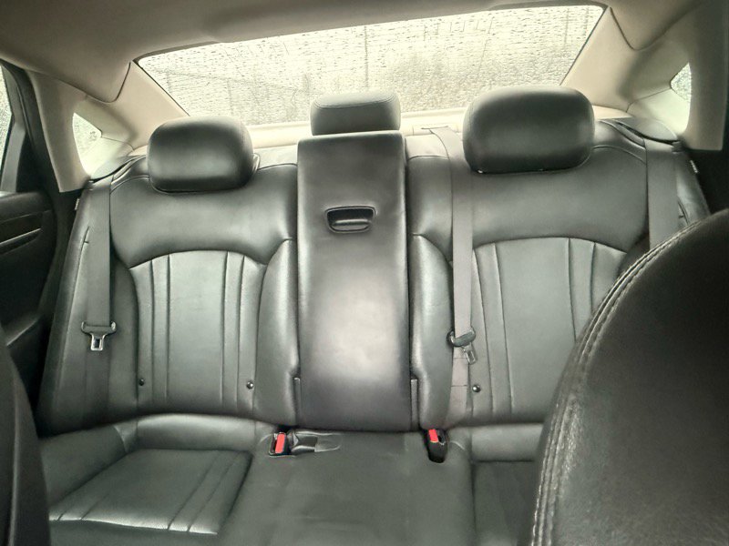 Used 2015 Hyundai Genesis 3.8 image 21