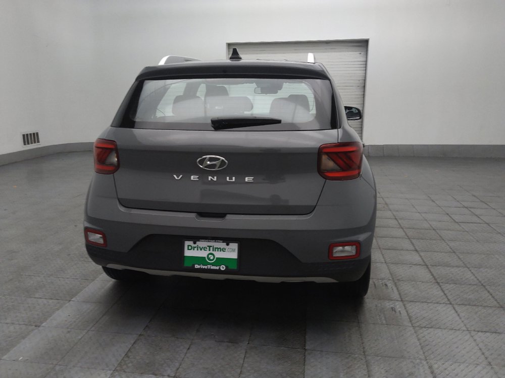 Used 2021 Hyundai Venue SEL w/ Cargo Package FWD image 7