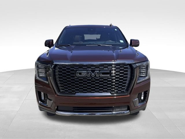 Used 2023 GMC Yukon Denali Ultimate AWD/4WD image 2