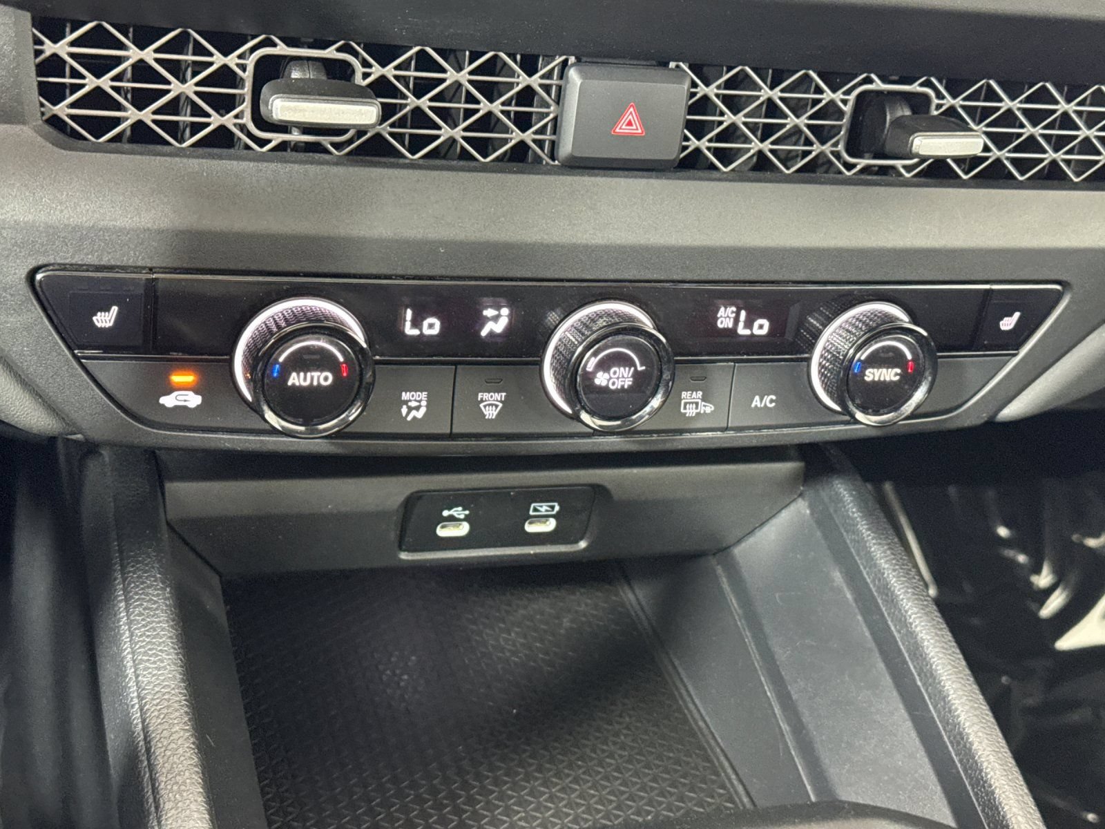 Used 2024 Honda Accord EX image 19