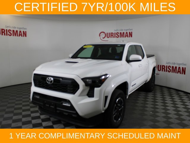 Used 2025 Toyota Tacoma TRD Sport AWD/4WD image 1