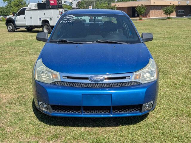 Used 2010 Ford Focus SE FWD image 8