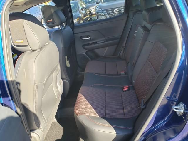 New 2026 Nissan Kicks SR w/ SR Premium Package image 13