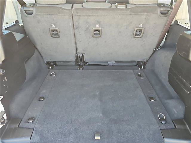 Used 2025 Jeep Wrangler Unlimited Rubicon AWD/4WD image 6