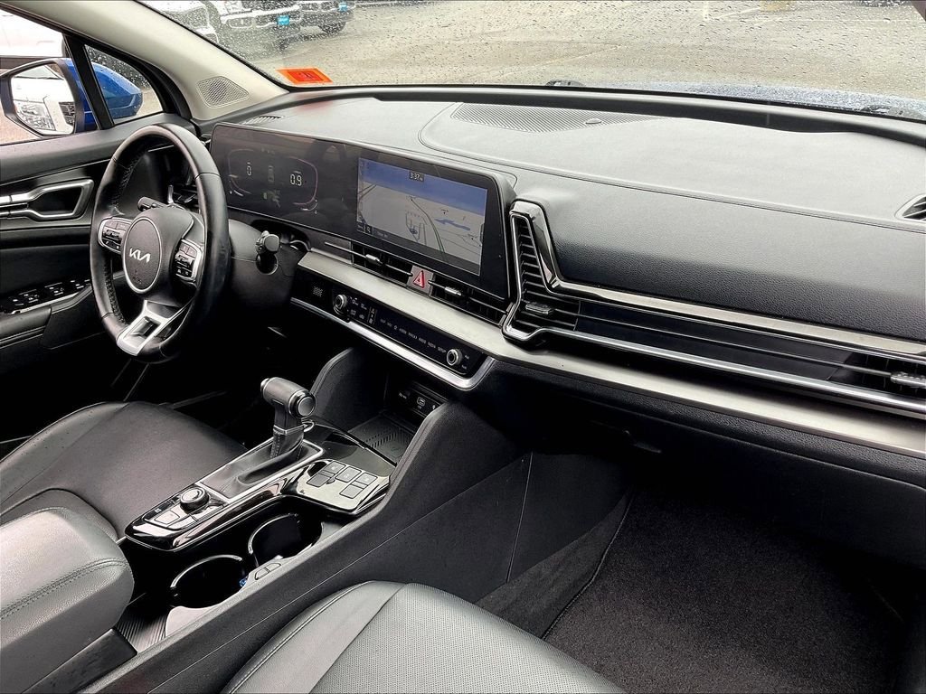 Used 2023 Kia Sportage EX AWD/4WD image 13