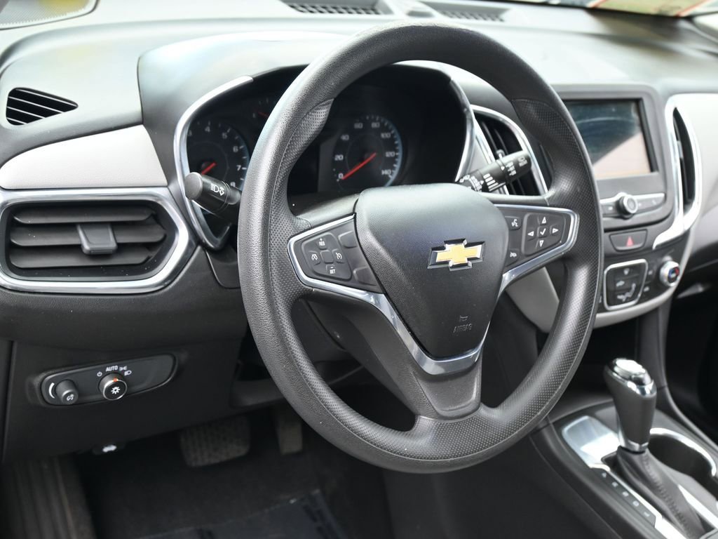 Used 2019 Chevrolet Equinox LS image 14
