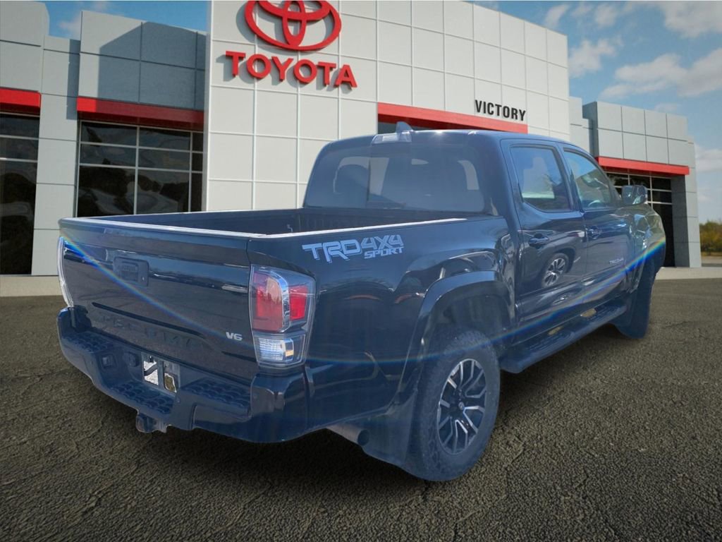 Used 2021 Toyota Tacoma TRD Sport w/ Technology Package image 2