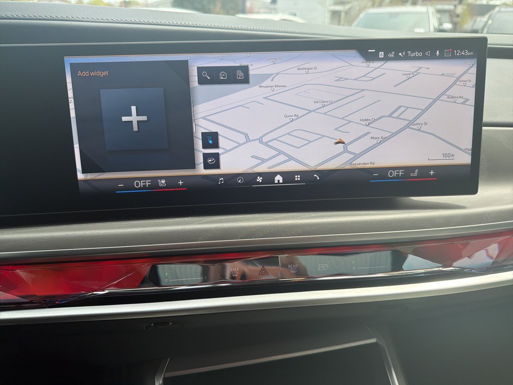 Used 2025 BMW i7 eDrive50 w/ M Sport Package RWD image 31