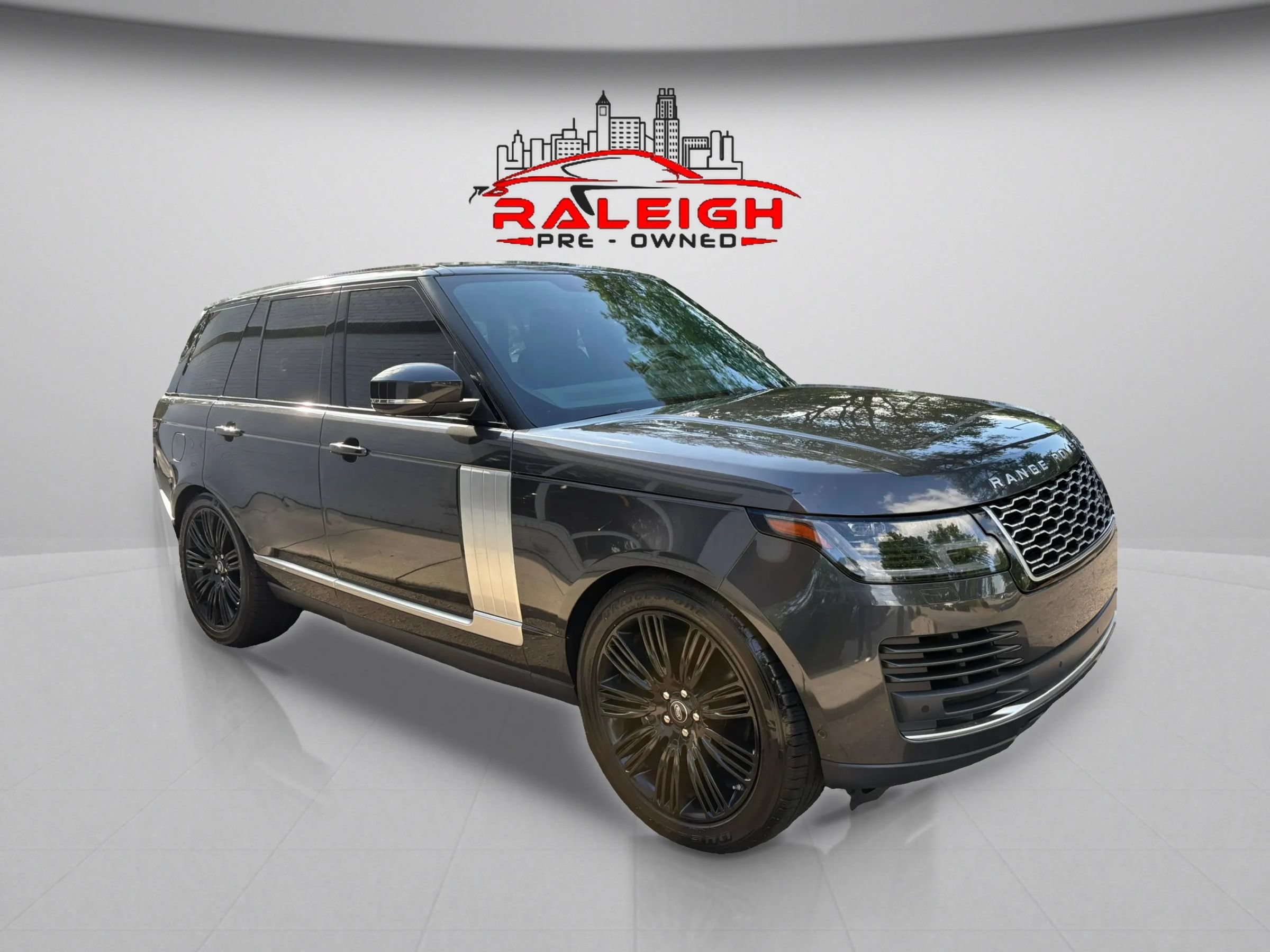 Used 2020 Land Rover Range Rover HSE AWD/4WD image 3