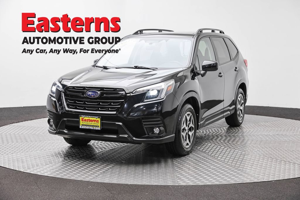Used 2024 Subaru Forester Premium AWD/4WD image 1