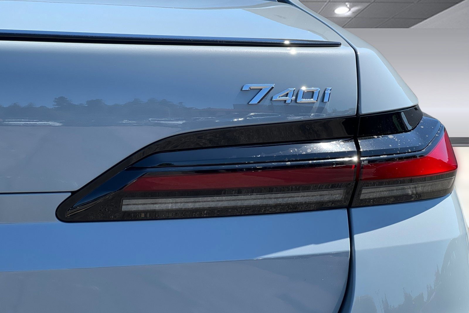 New 2025 BMW 740i image 12