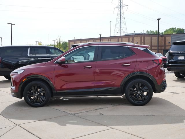 Used 2024 Buick Encore GX Sport Touring w/ Advanced Technology Package AWD/4WD image 4