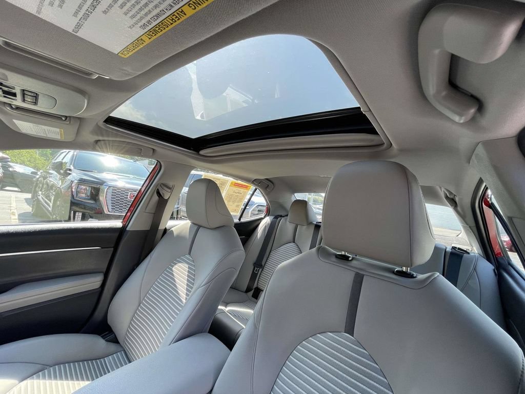 Used 2024 Toyota Camry SE w/ Convenience Package FWD image 22