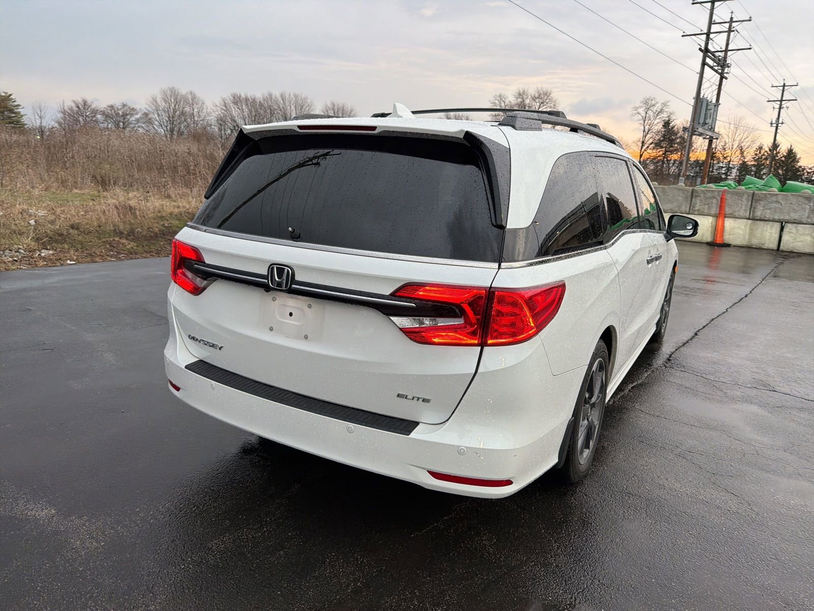 Used 2023 Honda Odyssey Elite image 8