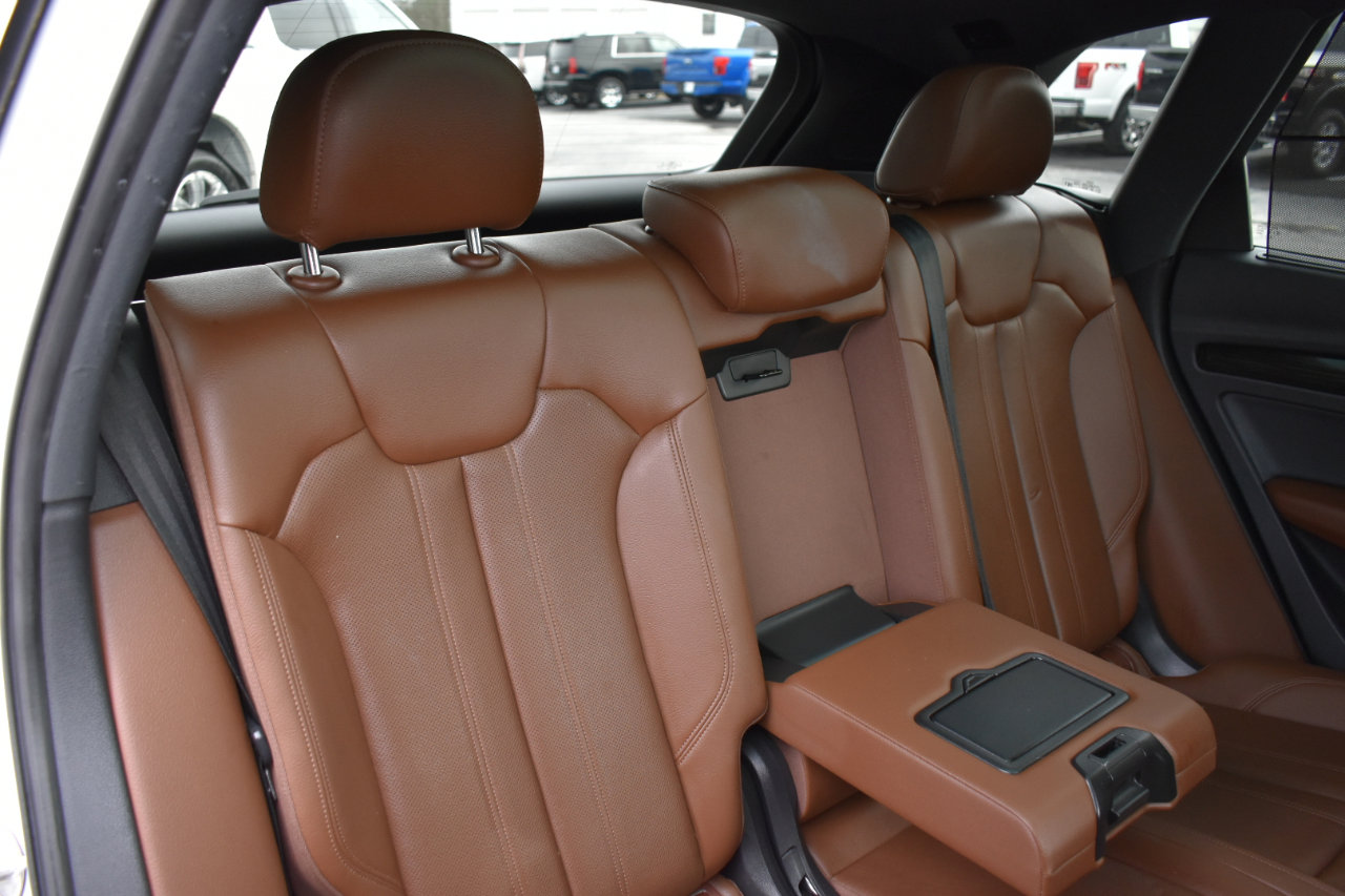 Used 2018 Audi Q5 2.0T Premium Plus w/ Premium Plus Package image 28