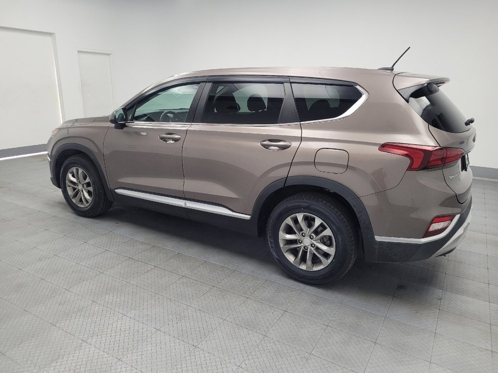 Used 2019 Hyundai Santa Fe SE image 3