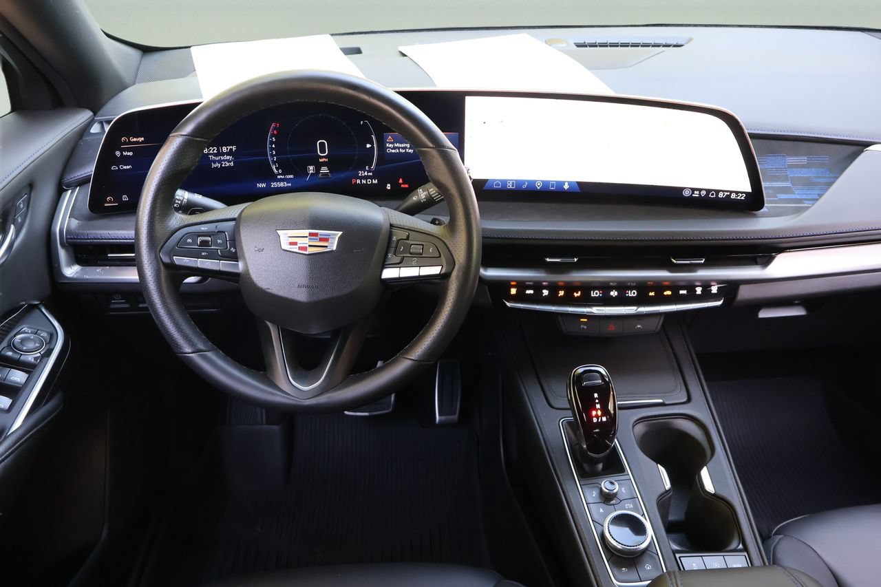Certified 2025 Cadillac XT4 Sport w/ LPO, Floor Liner Package FWD image 15